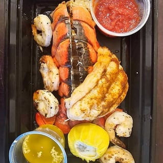 Main Lobster Tail & Jumbo Prawns